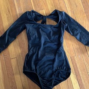 Black Natalie 3/4 long sleeve